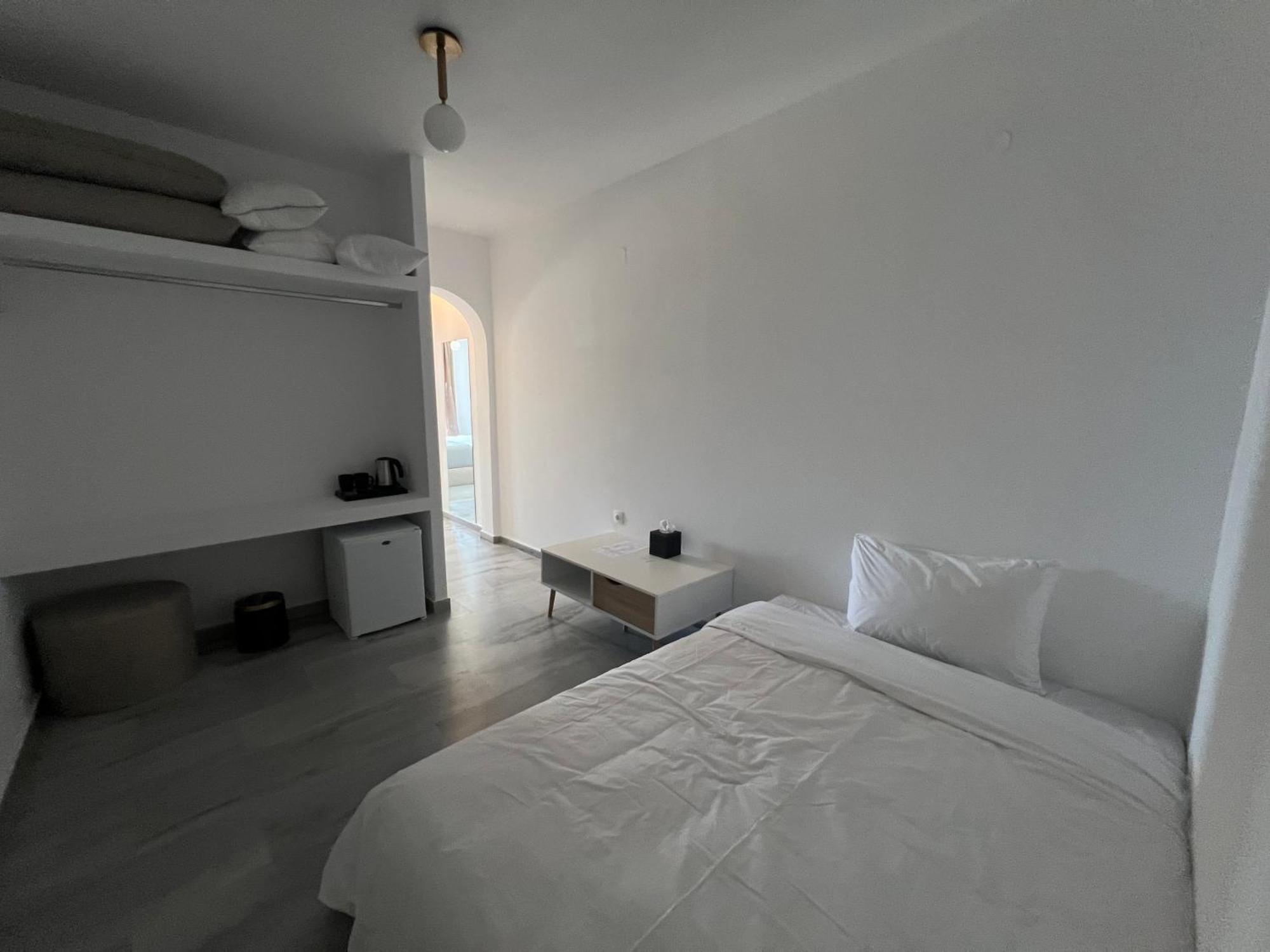 Yaleena Residences Дриос Екстериор снимка