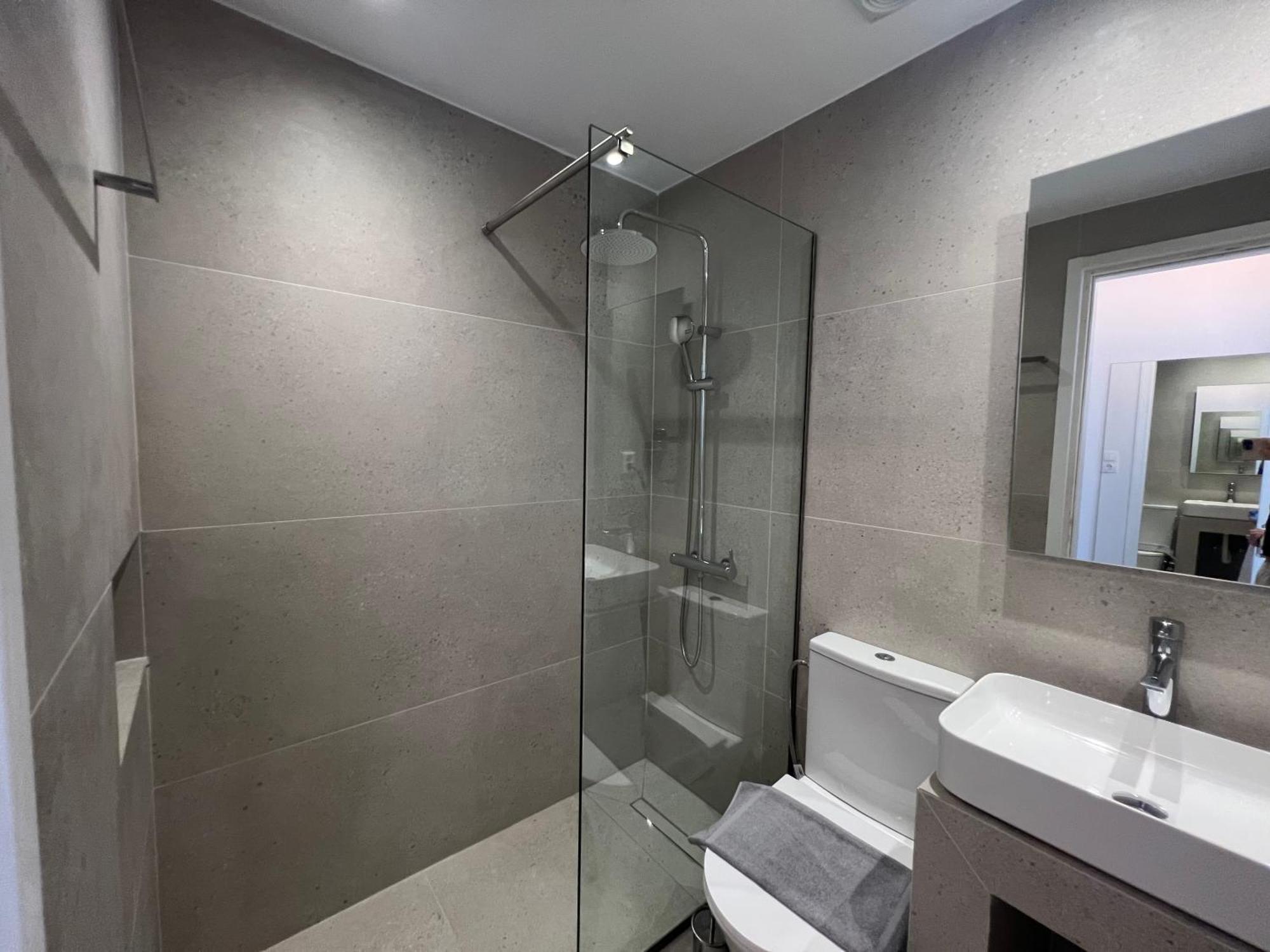 Yaleena Residences Дриос Екстериор снимка